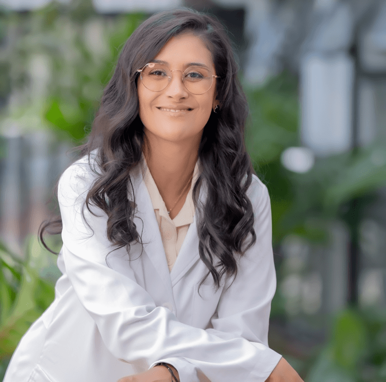 Doctor. Manuela Zea - Functional Medicine | Centro Eos